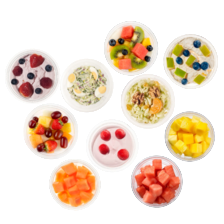 Healthy Hand gesneden fruit, rauwkost of bavarois